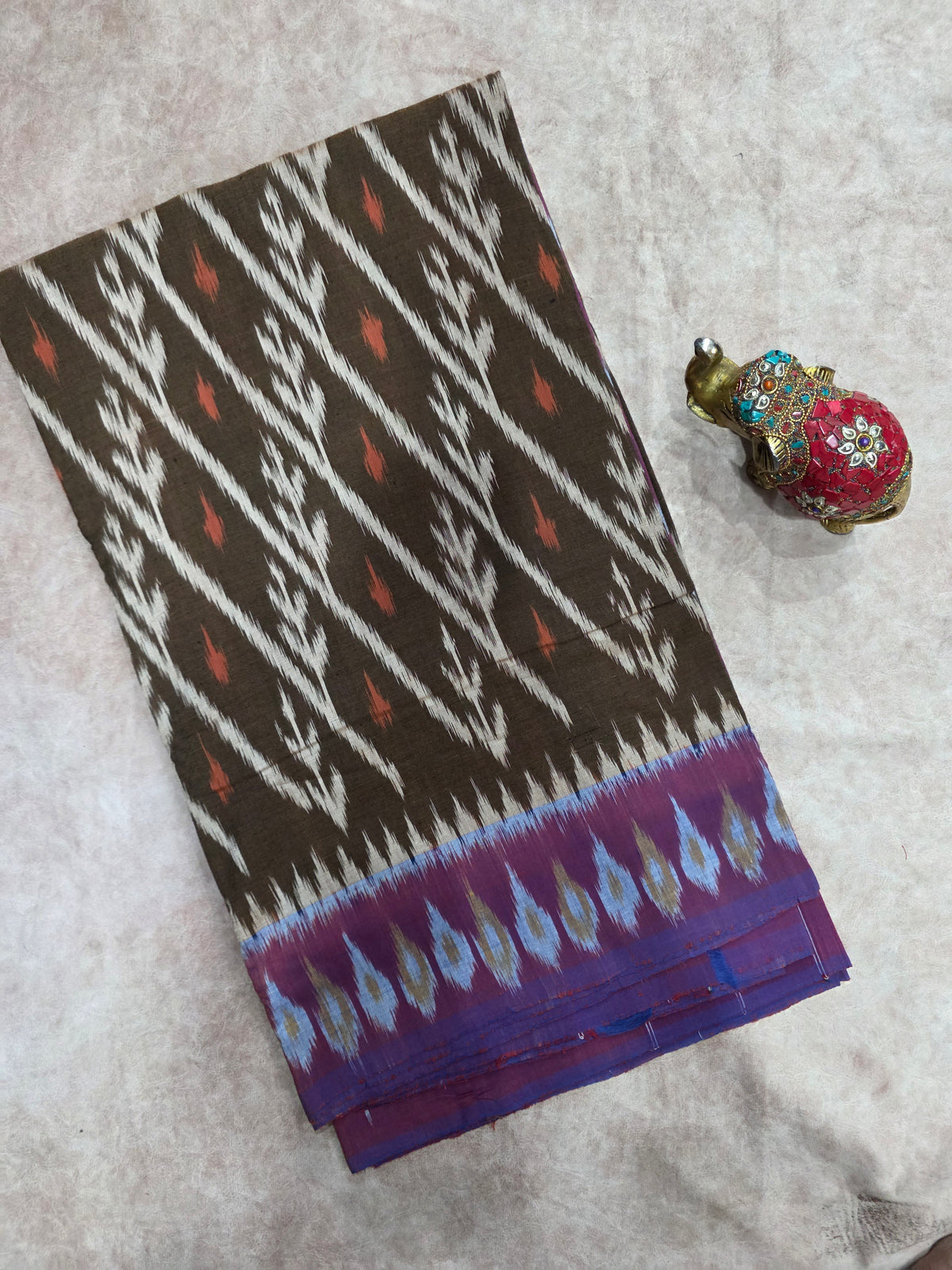 Handloom ikkat soft cotton saree - WW238