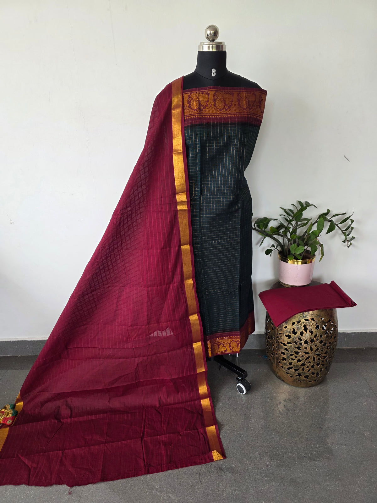 Madurai sungudi zari kattam salwar set(Green) -MS123