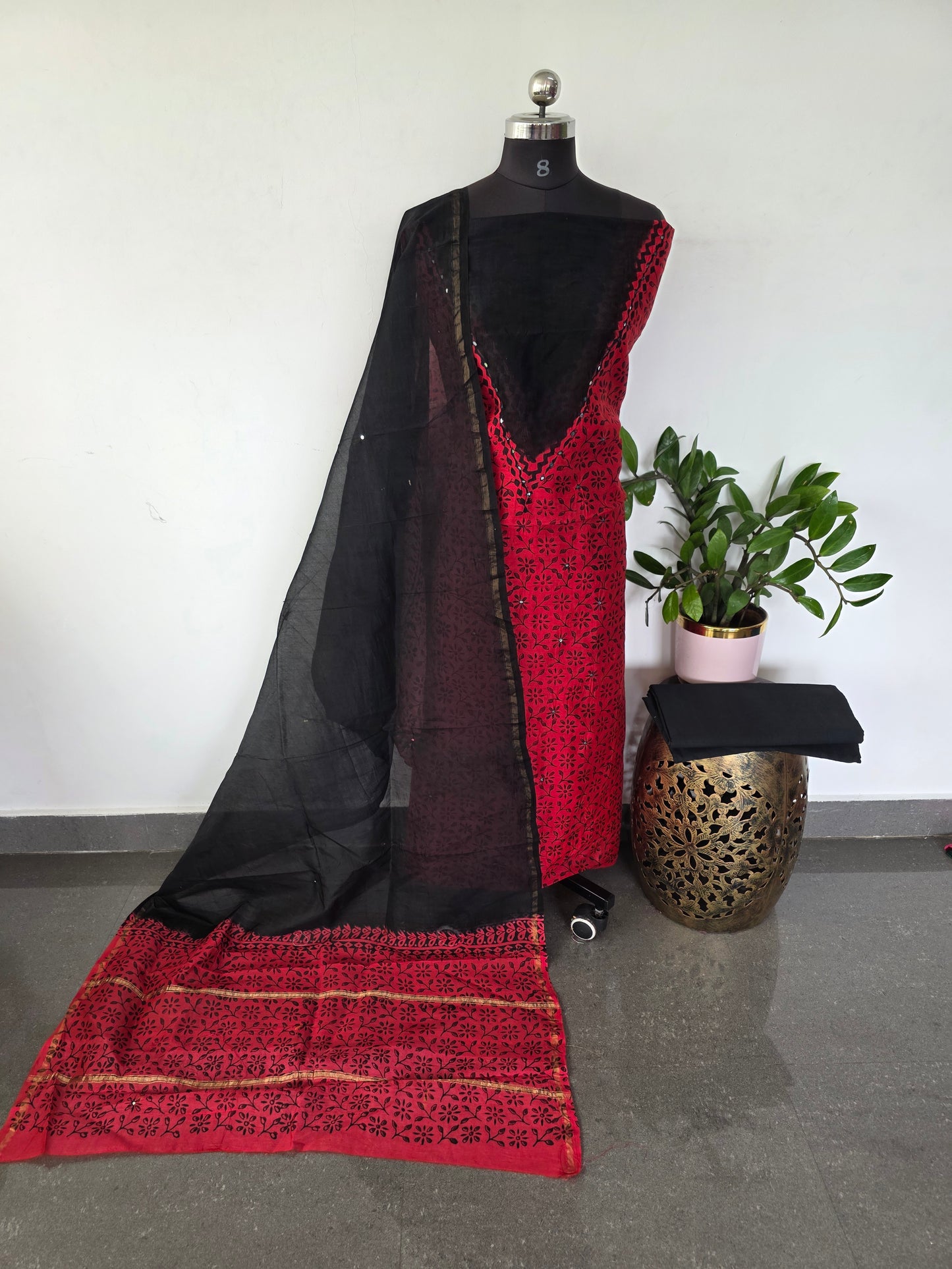 Handblock chanderi silk with handwork mirror set - GE220