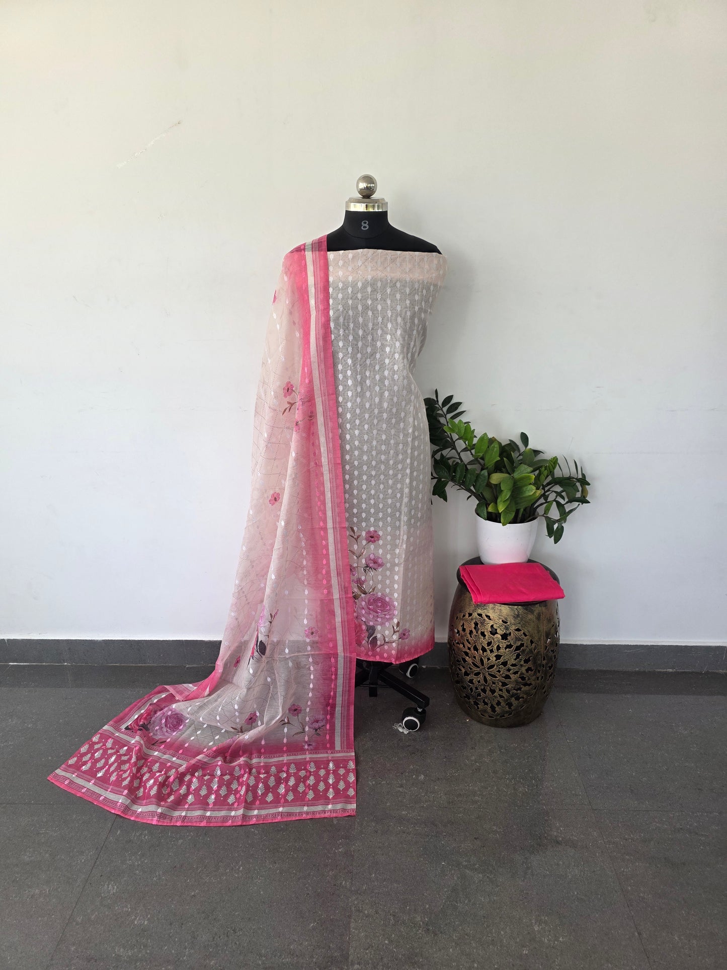 Soft fancy embroidery silk set - DS31