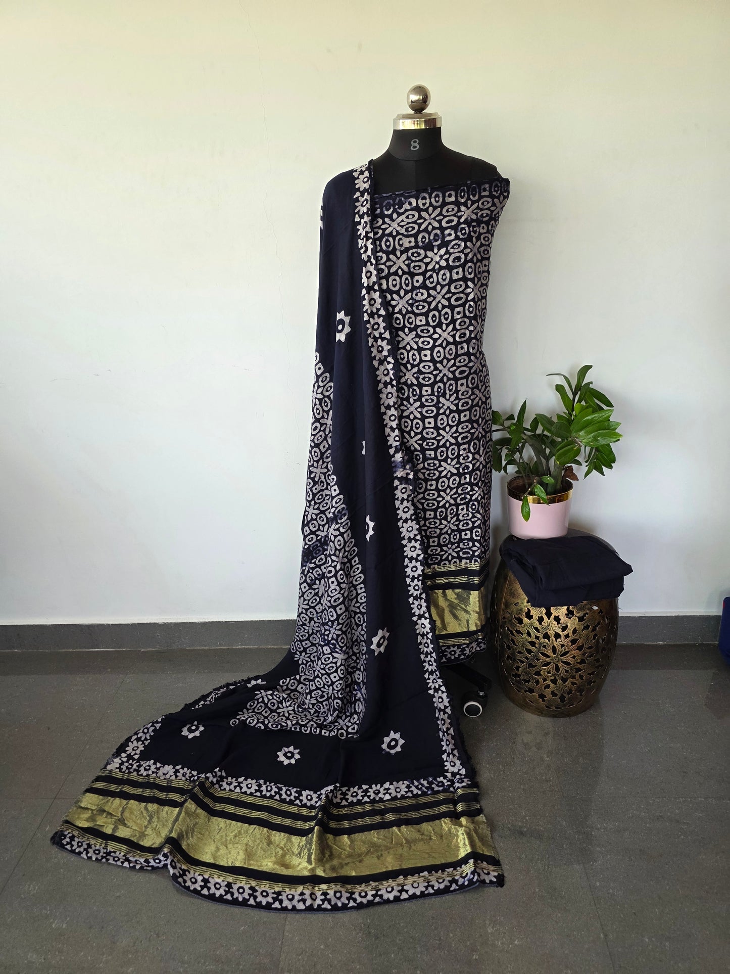 Premium batik silk set with lagdi patta (blue)- BA246