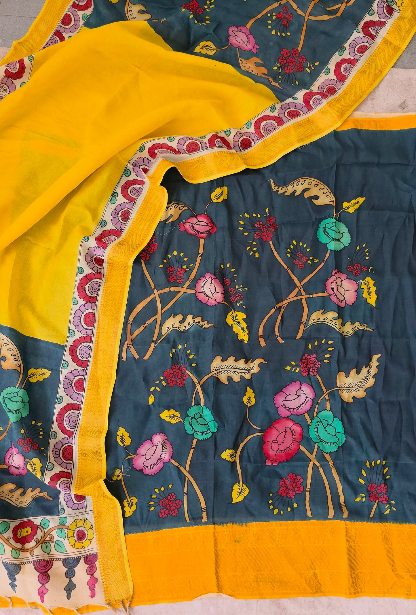 Handcrafted Kalahasthi Penkalamkari bangalore silk set - KH84