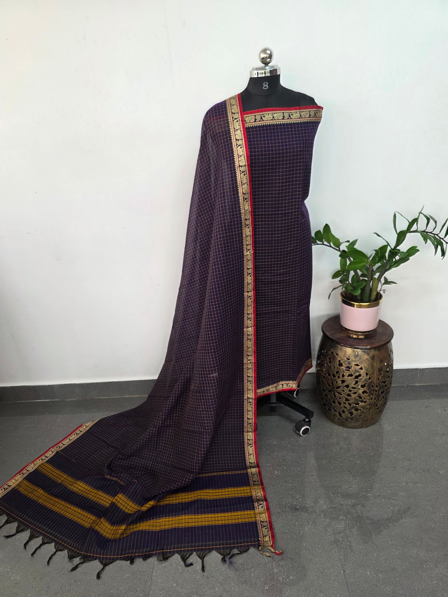 Checked Mercerised narayanapet salwar set with elephant border (4.5 meters)- NA530