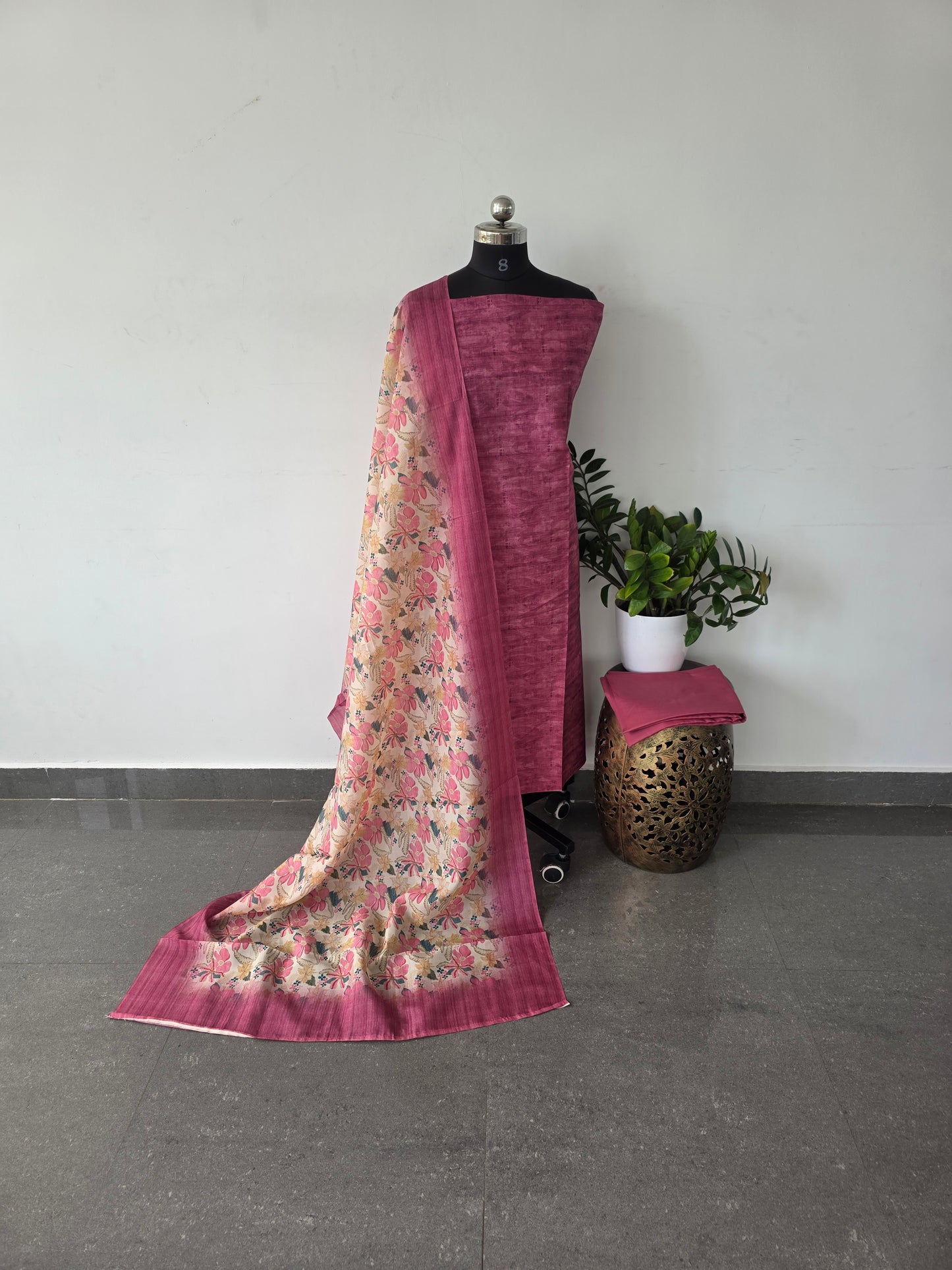 Premium semi tussar set -DS123