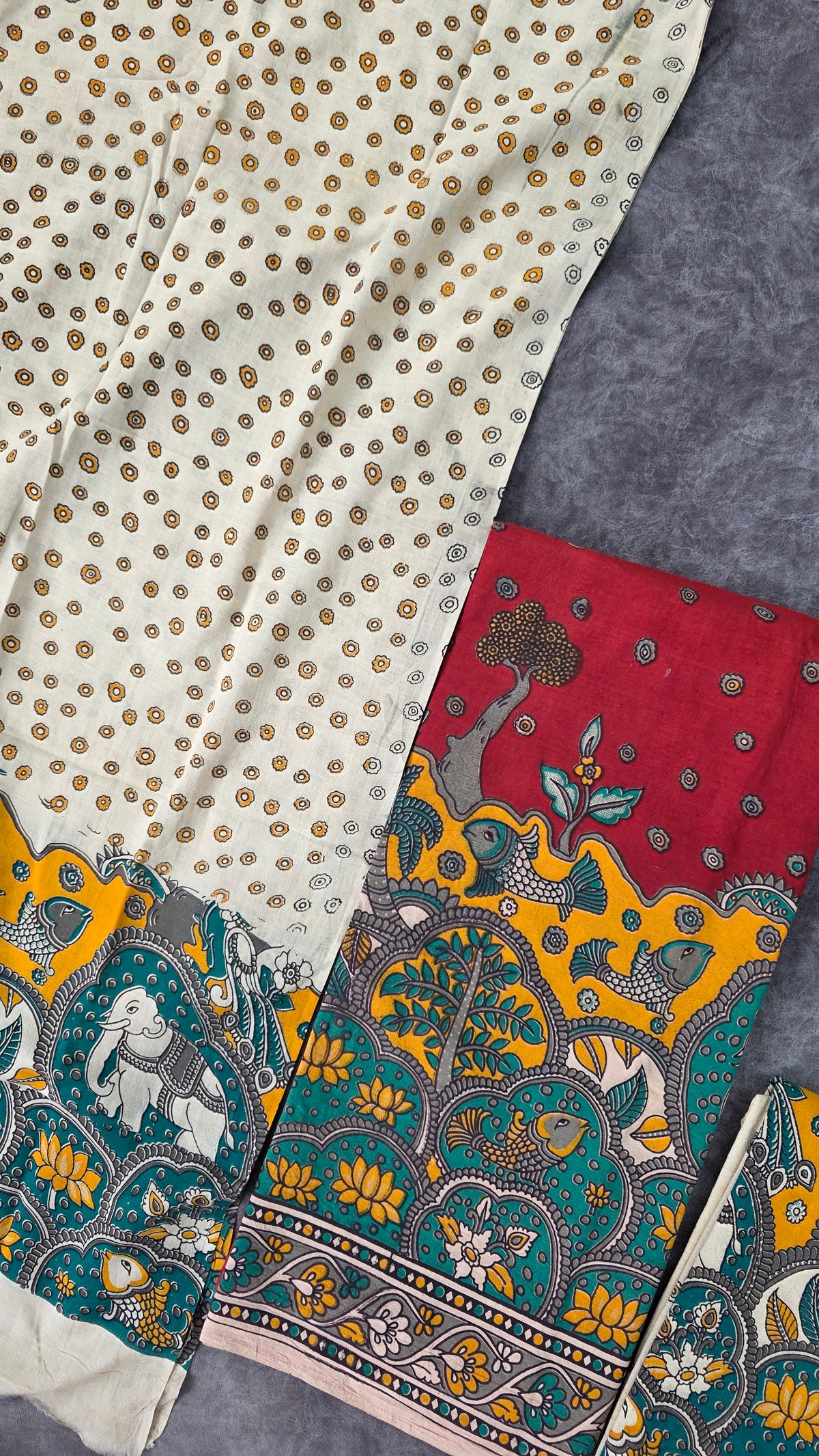 Handcrafted kalamkari cotton set (3 pc)-AK572
