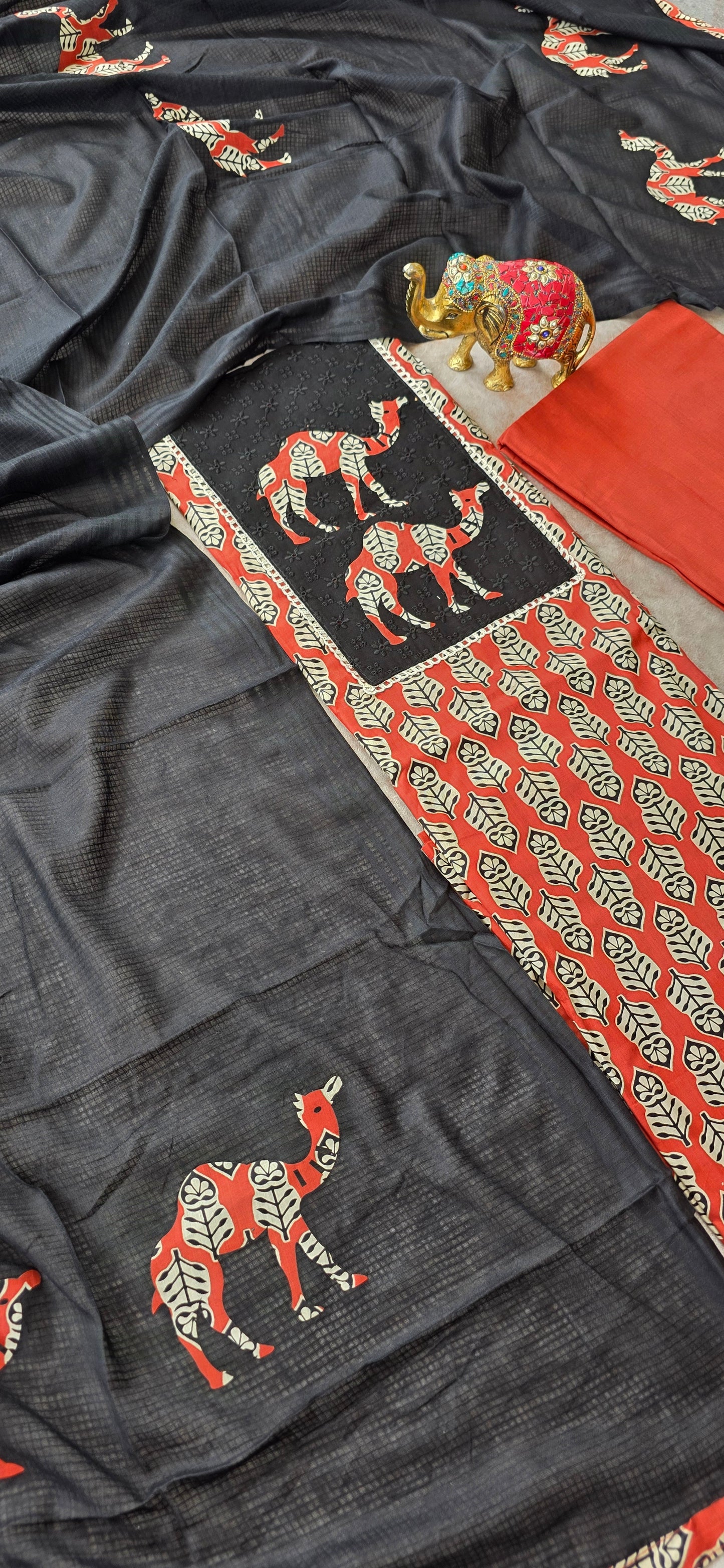 Premium Jaipuri cotton top with appliqué work - red