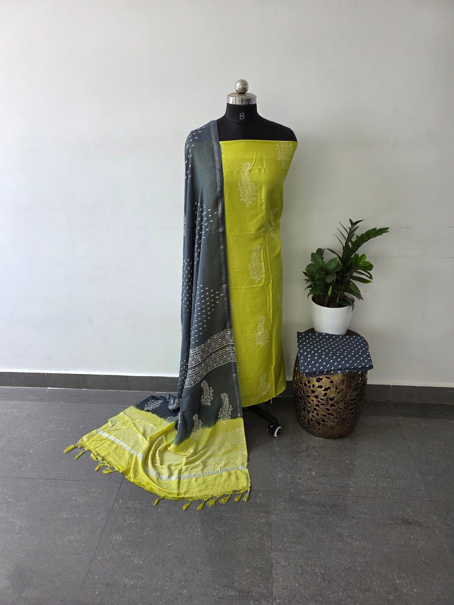 Jaipuri handblock tissue linen set - green mango