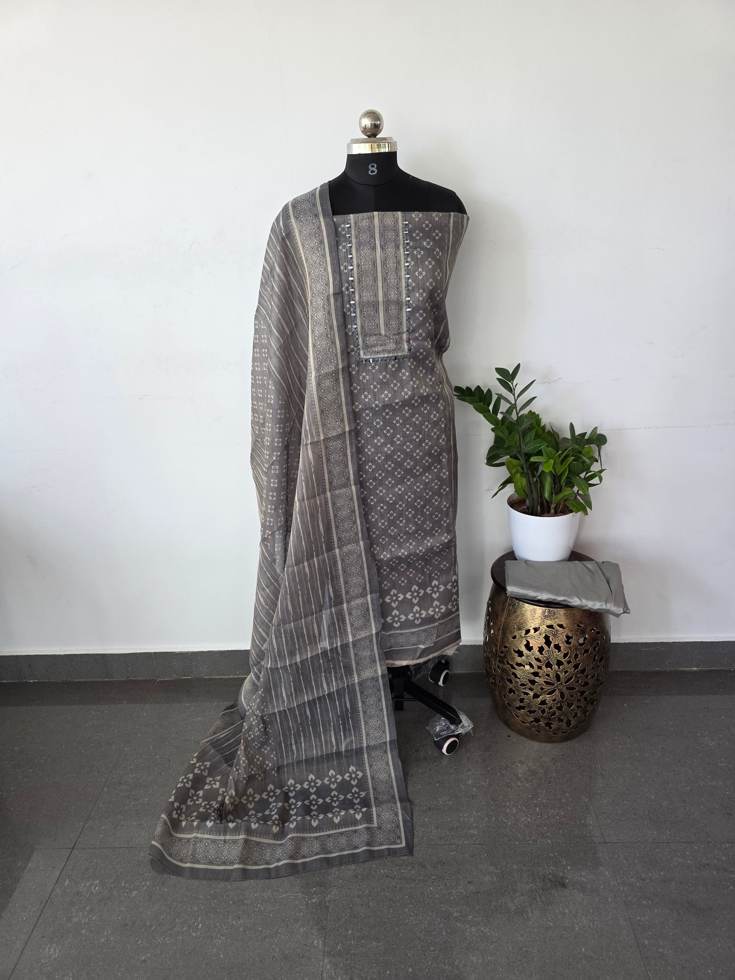 Tissue silk set - gray floral