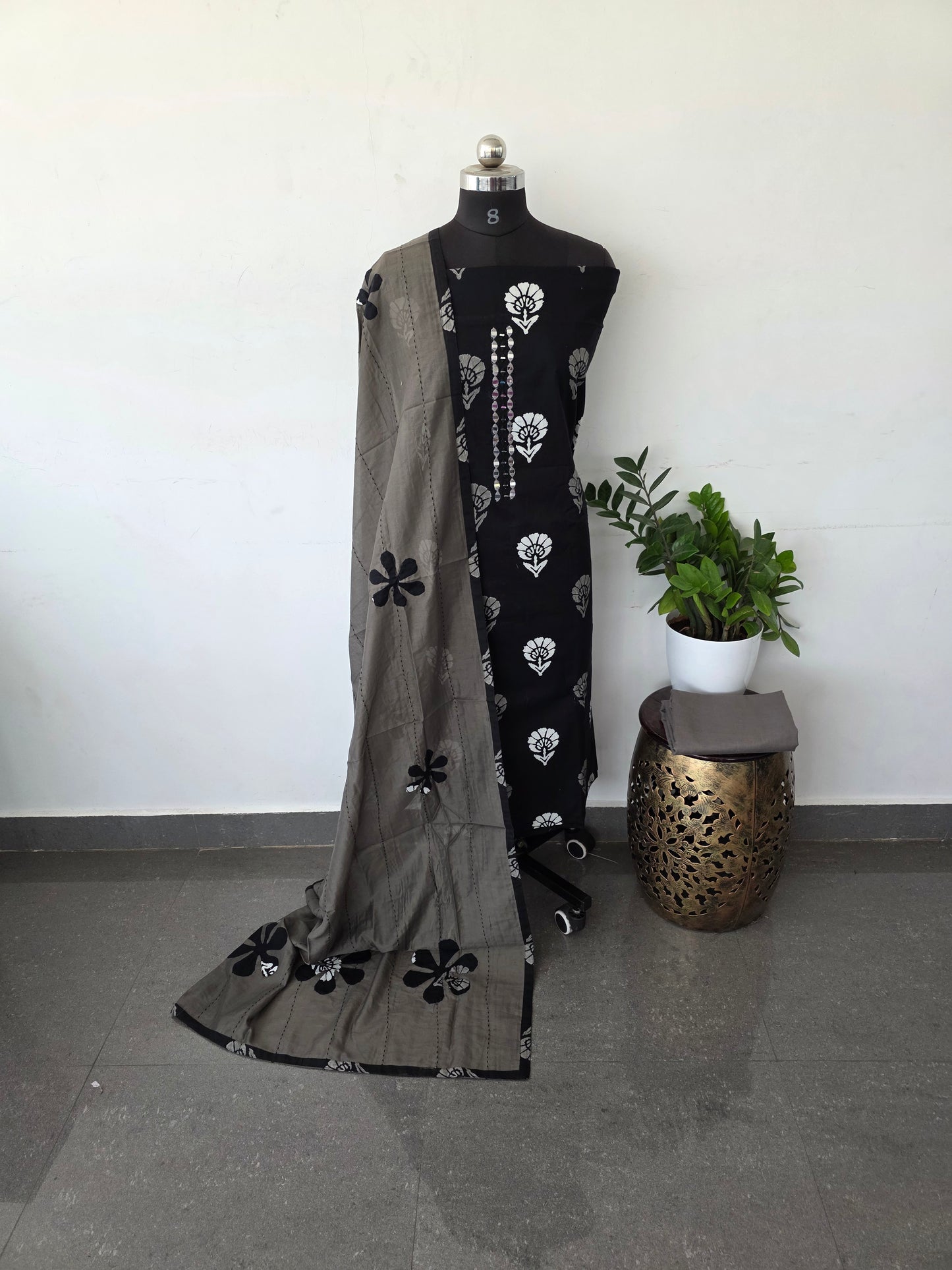 Pure cotton set with kantha chanderi silk shawl - Black
