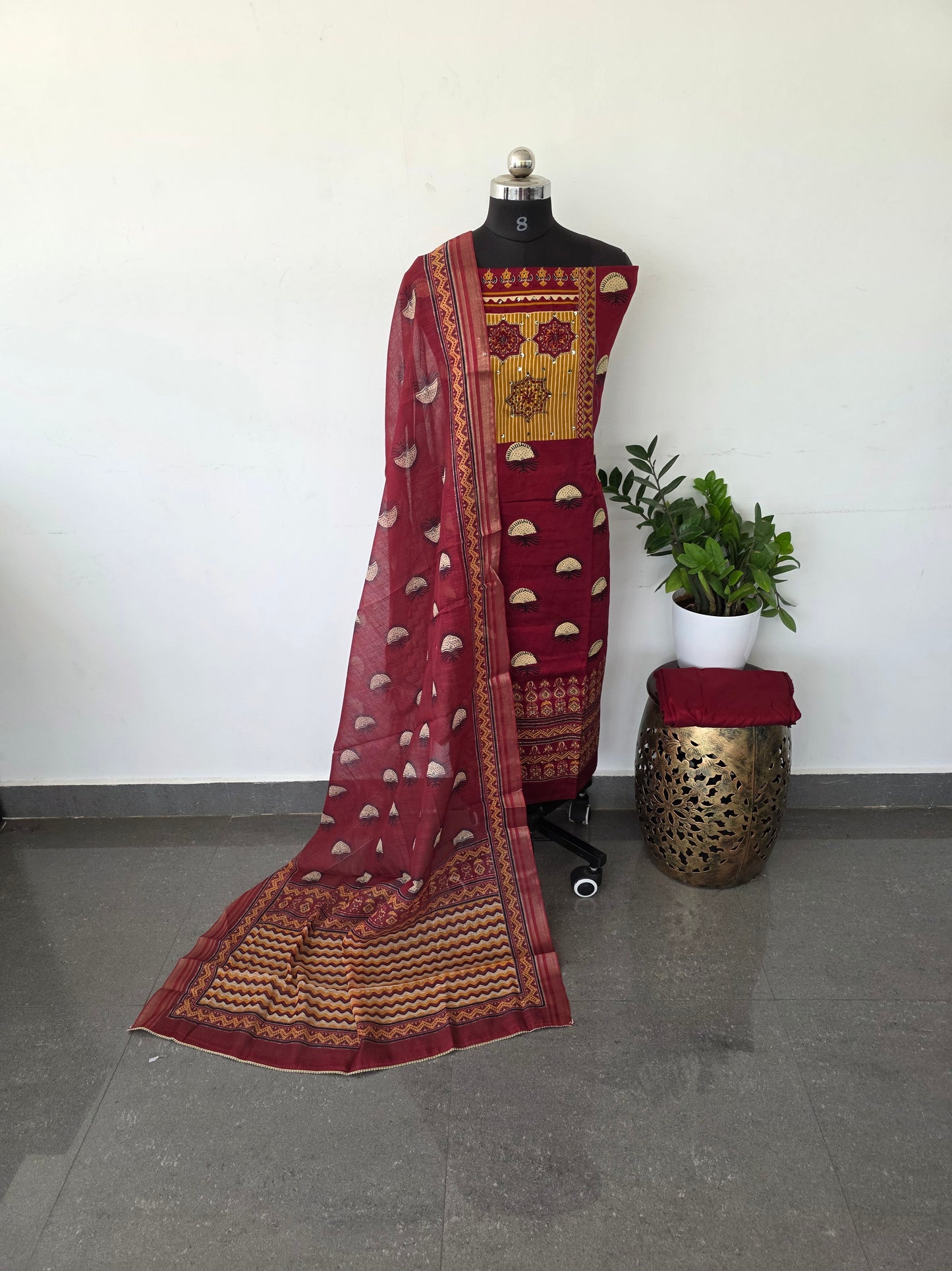 Premium heavy satin cotton with linen duppatta set - red