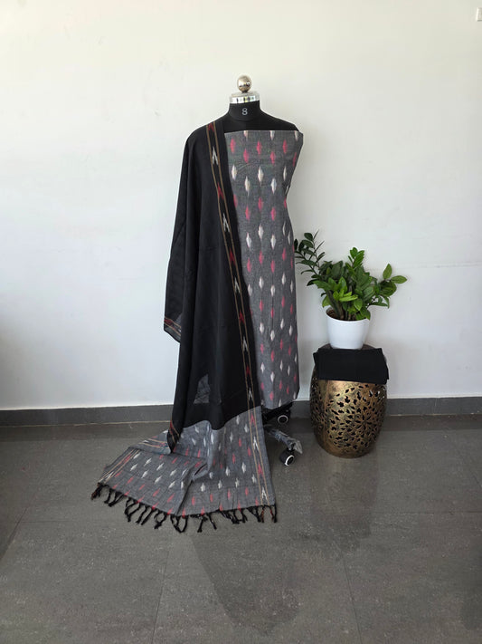 Pochampally ikkat cotton - Grey red drops