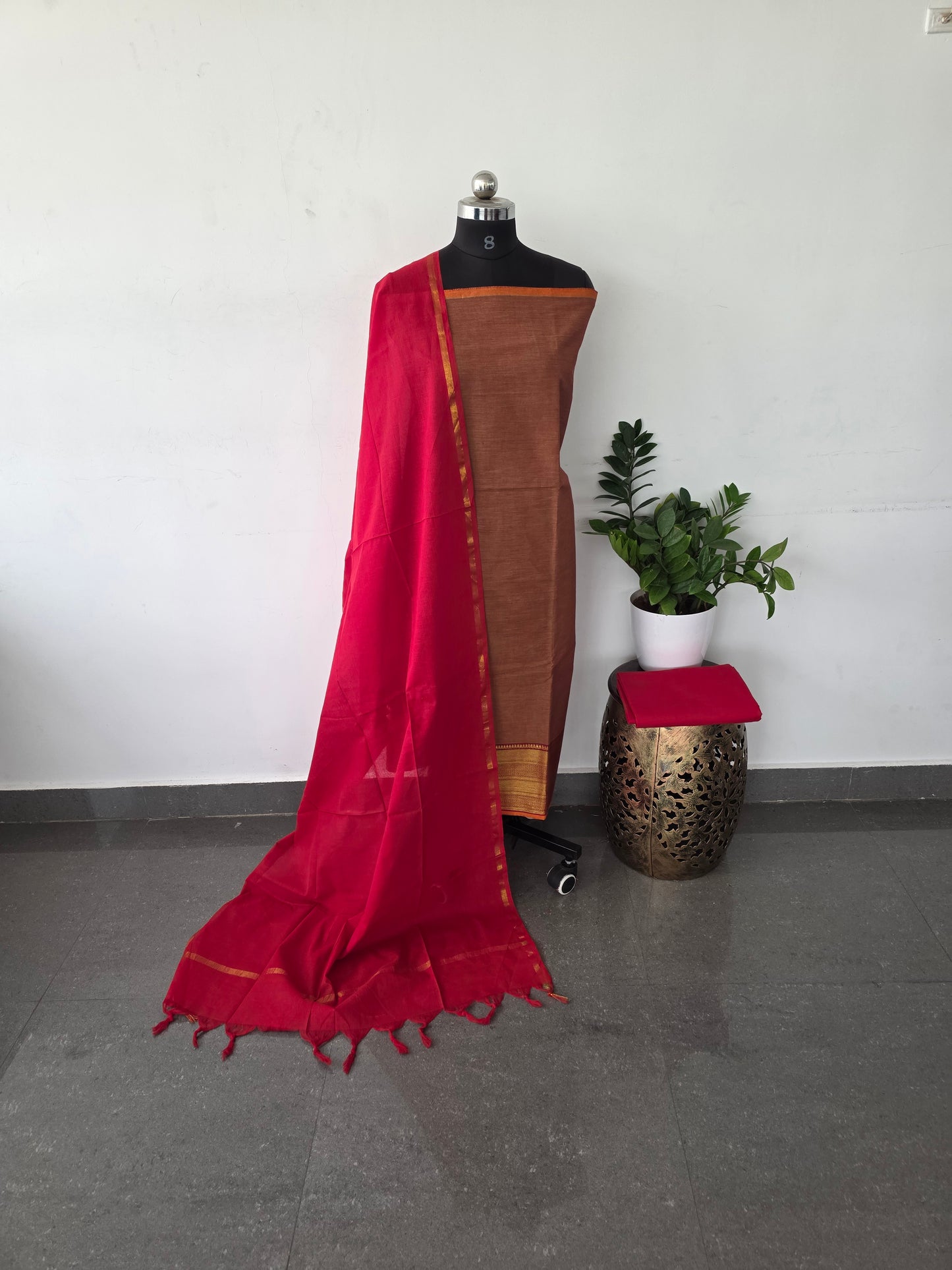 pure cotton top with kanchi border - beig