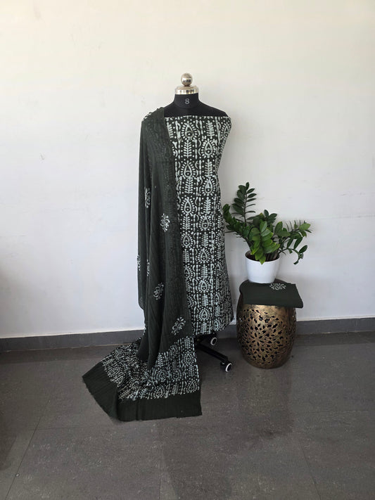 Light weight pure wax batik cotton set - Mehandi green