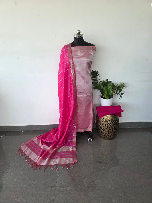 Mangalagiri silk set - light milk pink with pink