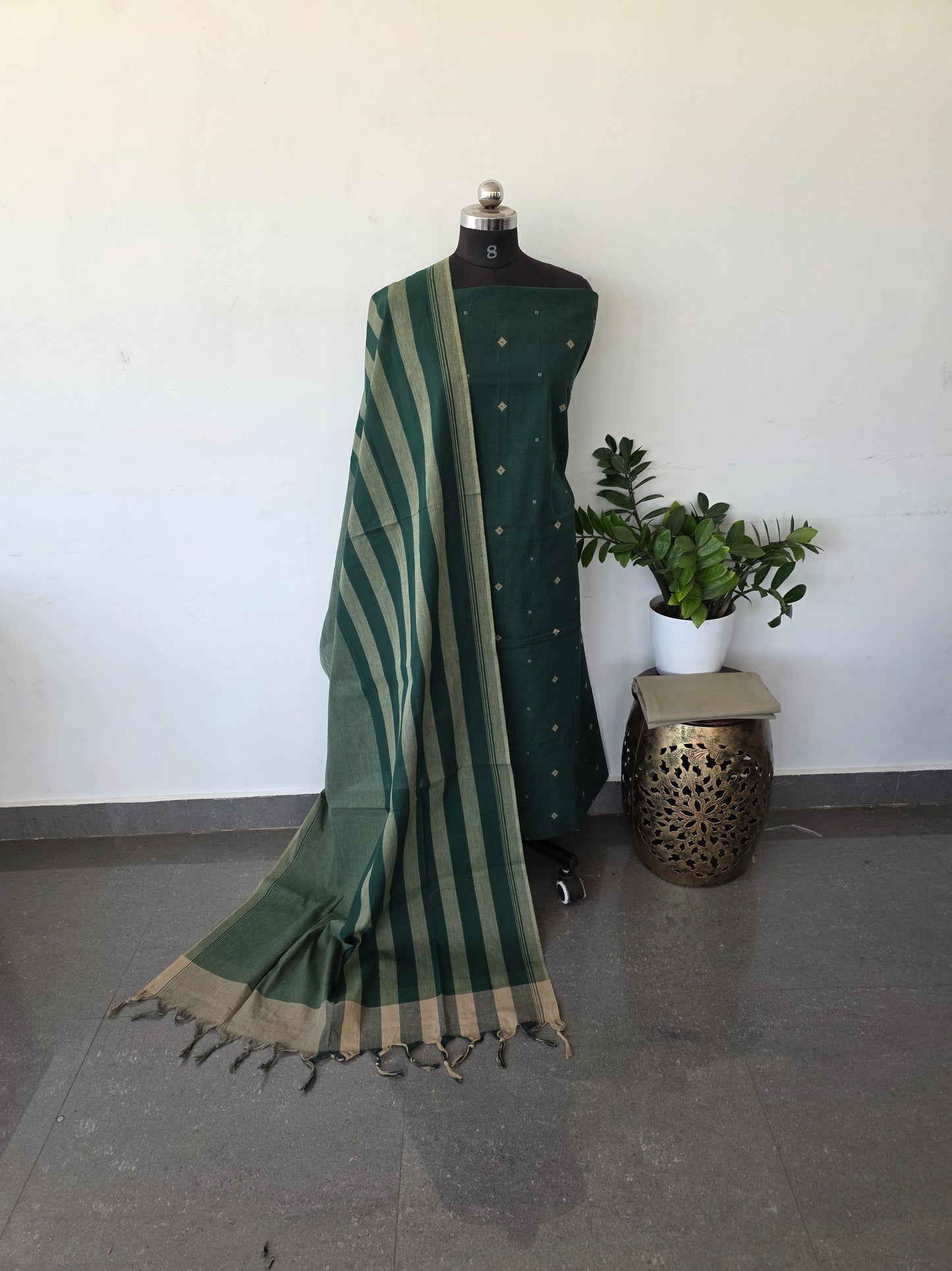 Handloom cotton set - Dark green strips