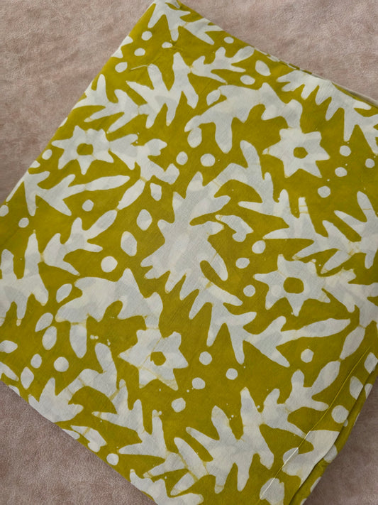 Handblock cotton set with kota shawl- green batik floral