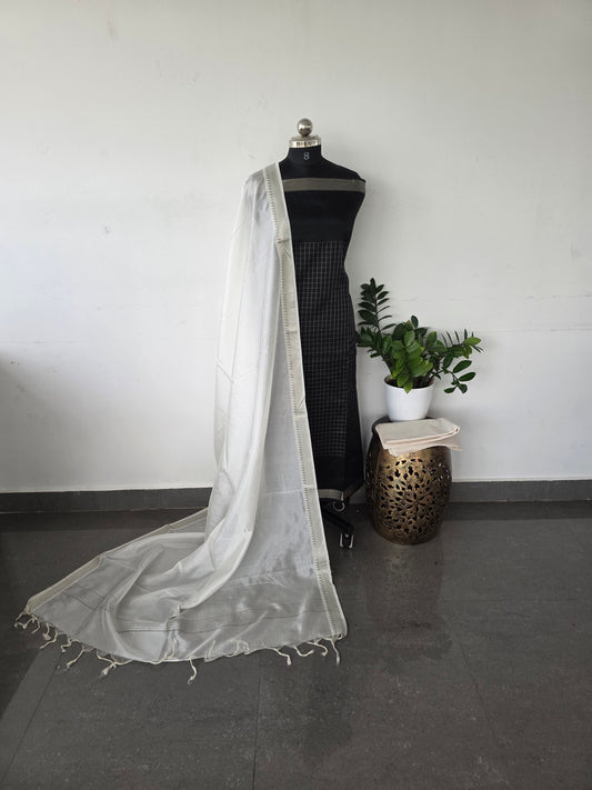 Checked mangalagiri silk set - black with white