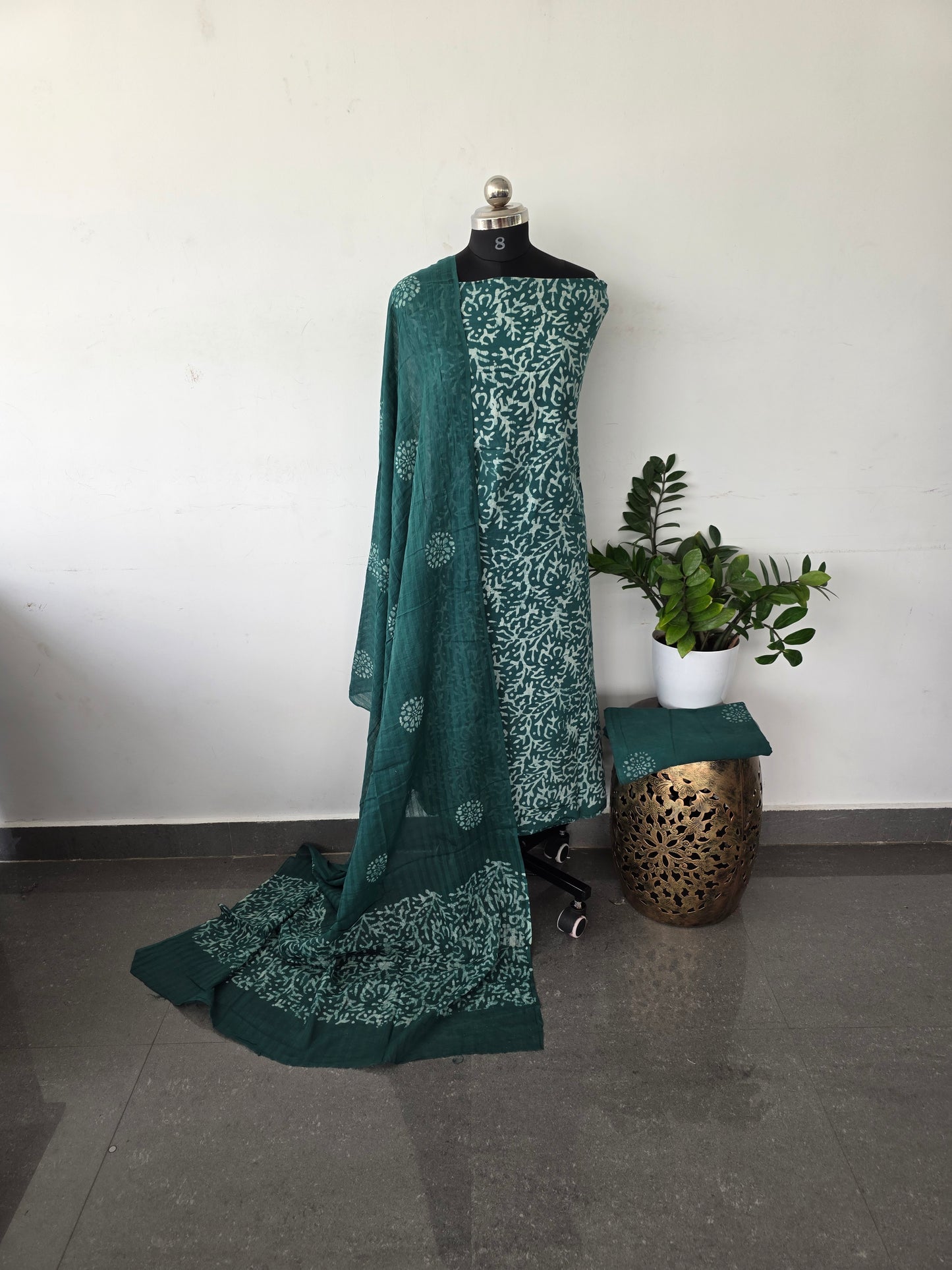 Light weight pure wax batik cotton set - ramar green B2