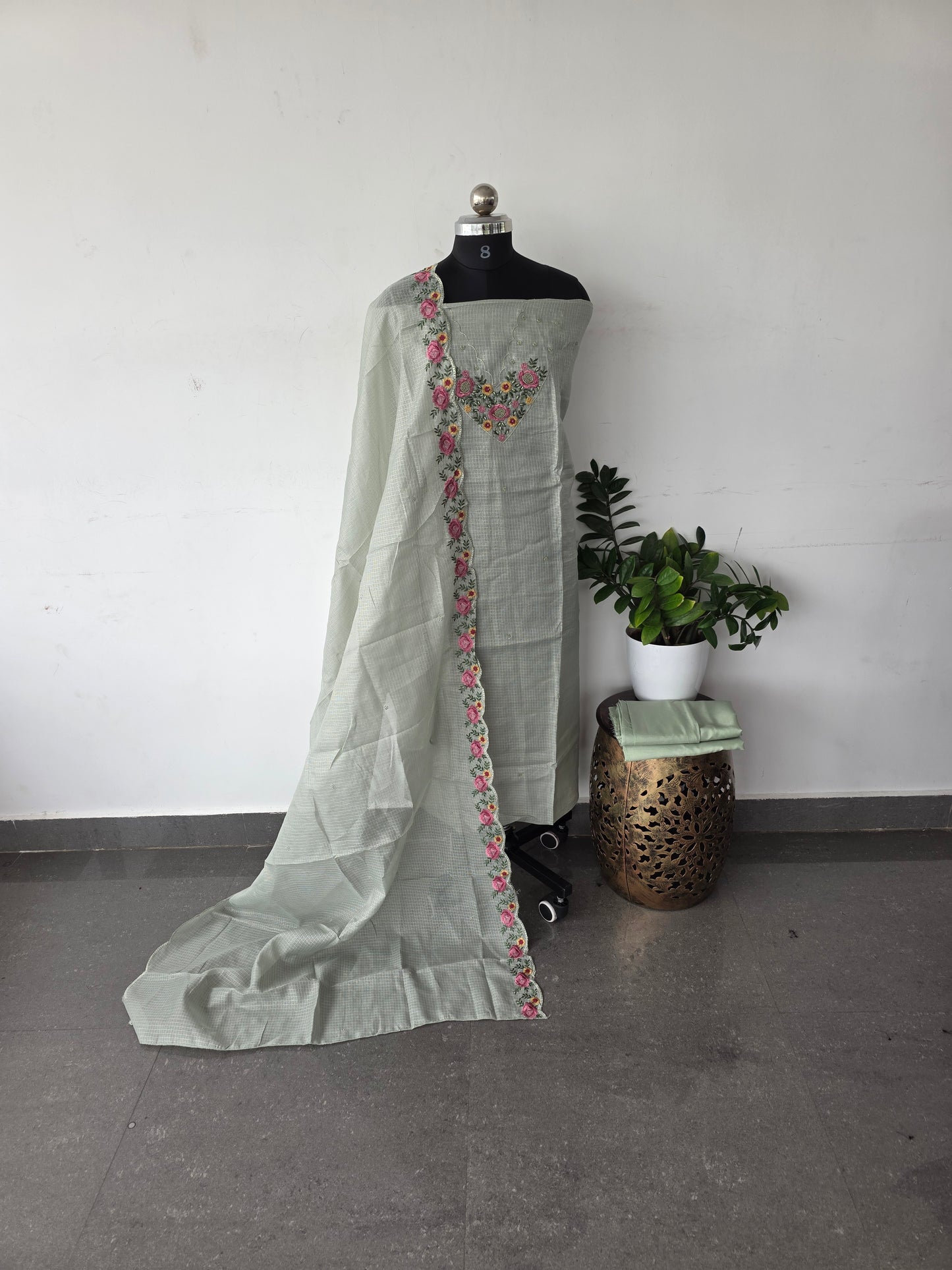 Premium parsley embroidery kota set [ with lining ] set - light green