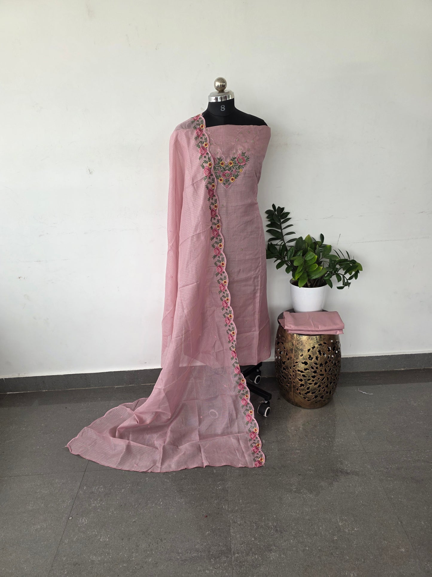 Premium parsley embroidery kota set [ with lining ] set - light pink