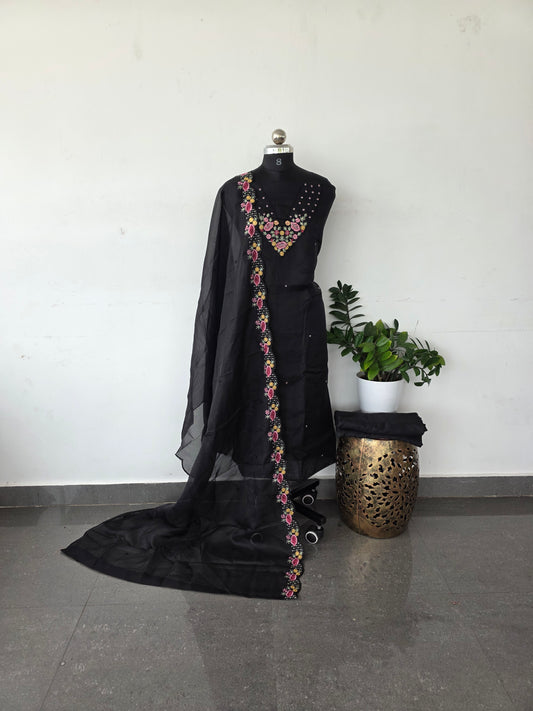 Premium parsley embroidery kota set [ with lining ] set - black