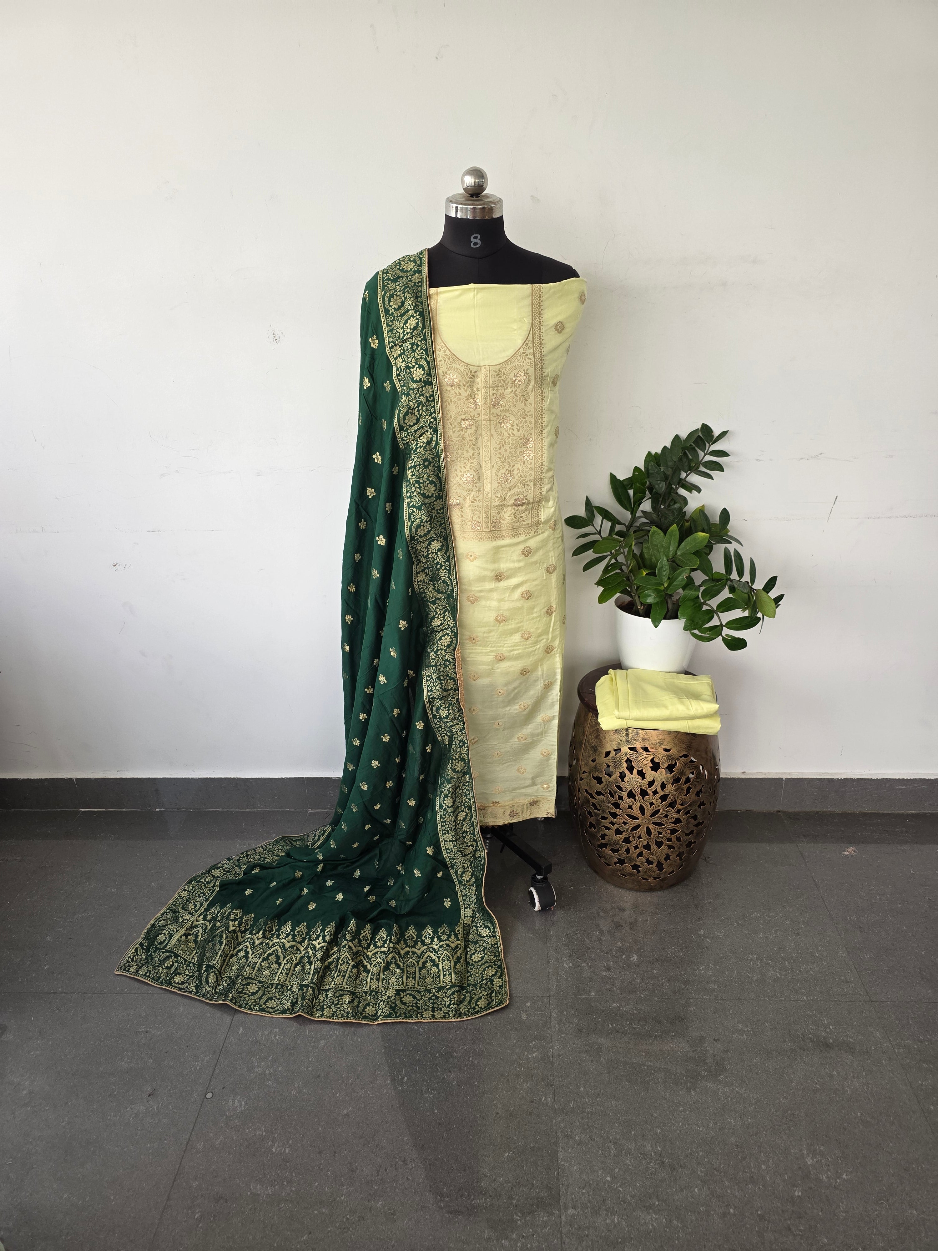Premium soft banarasi silk set - green duppatta