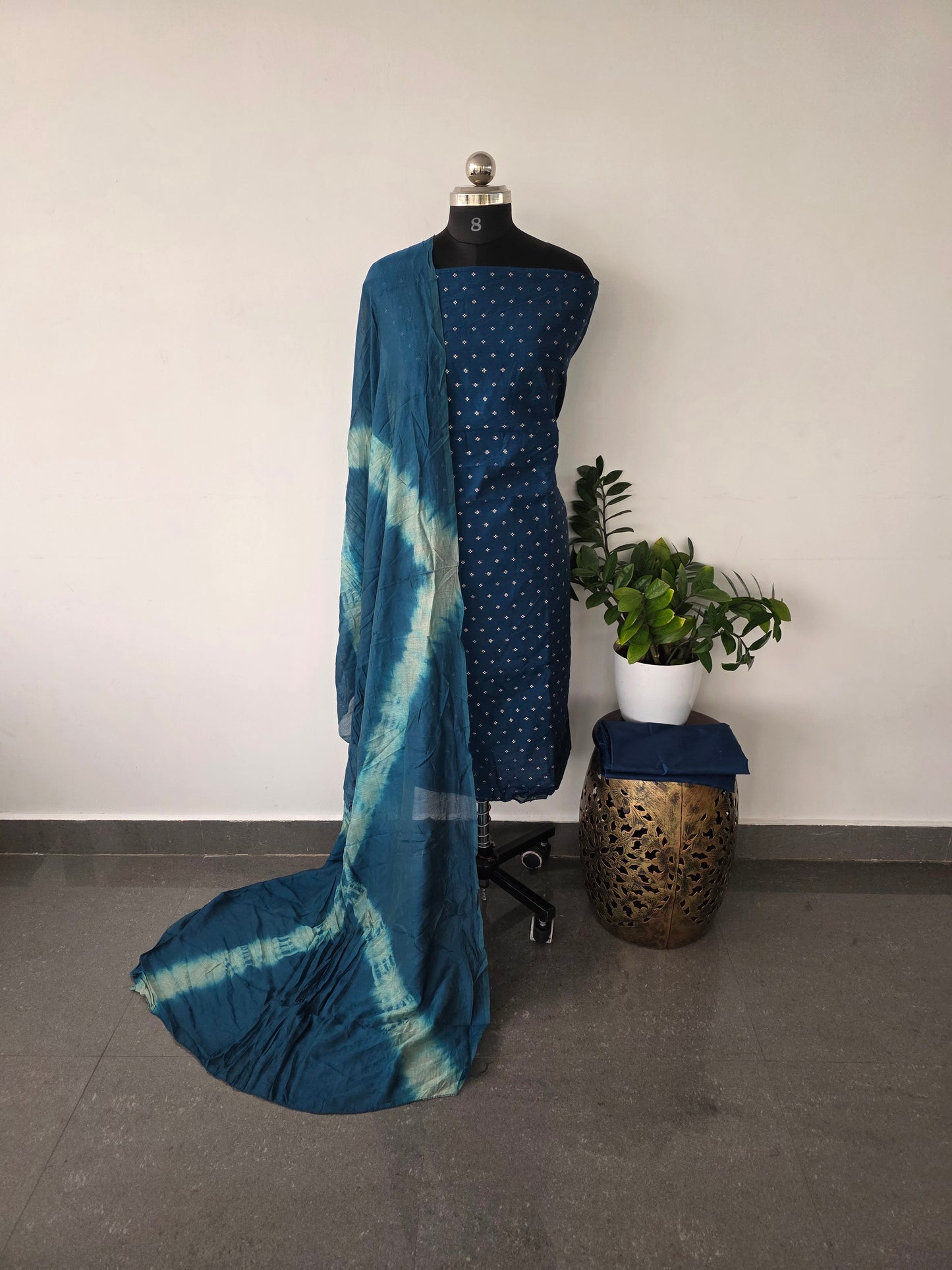Zari butta silk set with batik silk shawl - ZB10