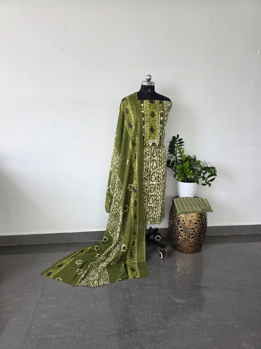 Regular/office wear pure cotton set - green