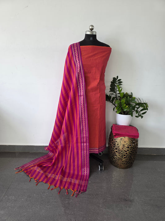 Handloom cotton set with zari border - q1