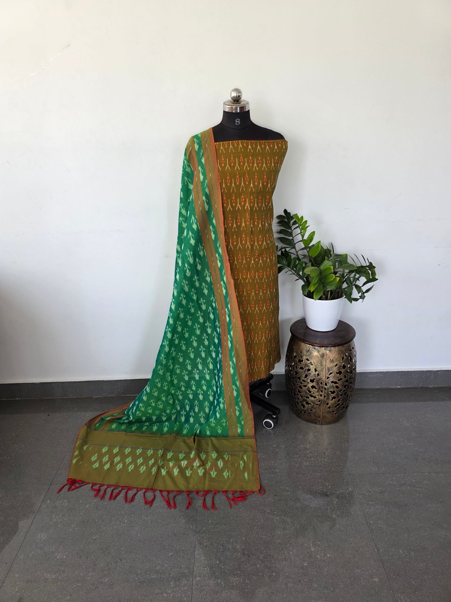 Mercerised ikkat cotton top with mul ikkat shawl - w7