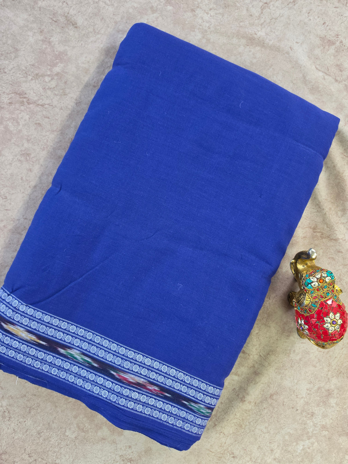 Pochampally prewashed south cotton fabric-HRM472