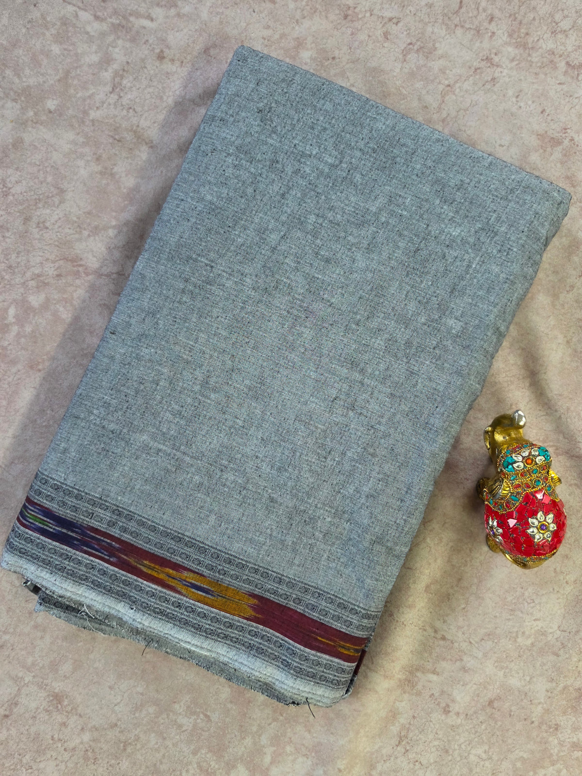 Pochampally prewashed south cotton fabric-HRM467