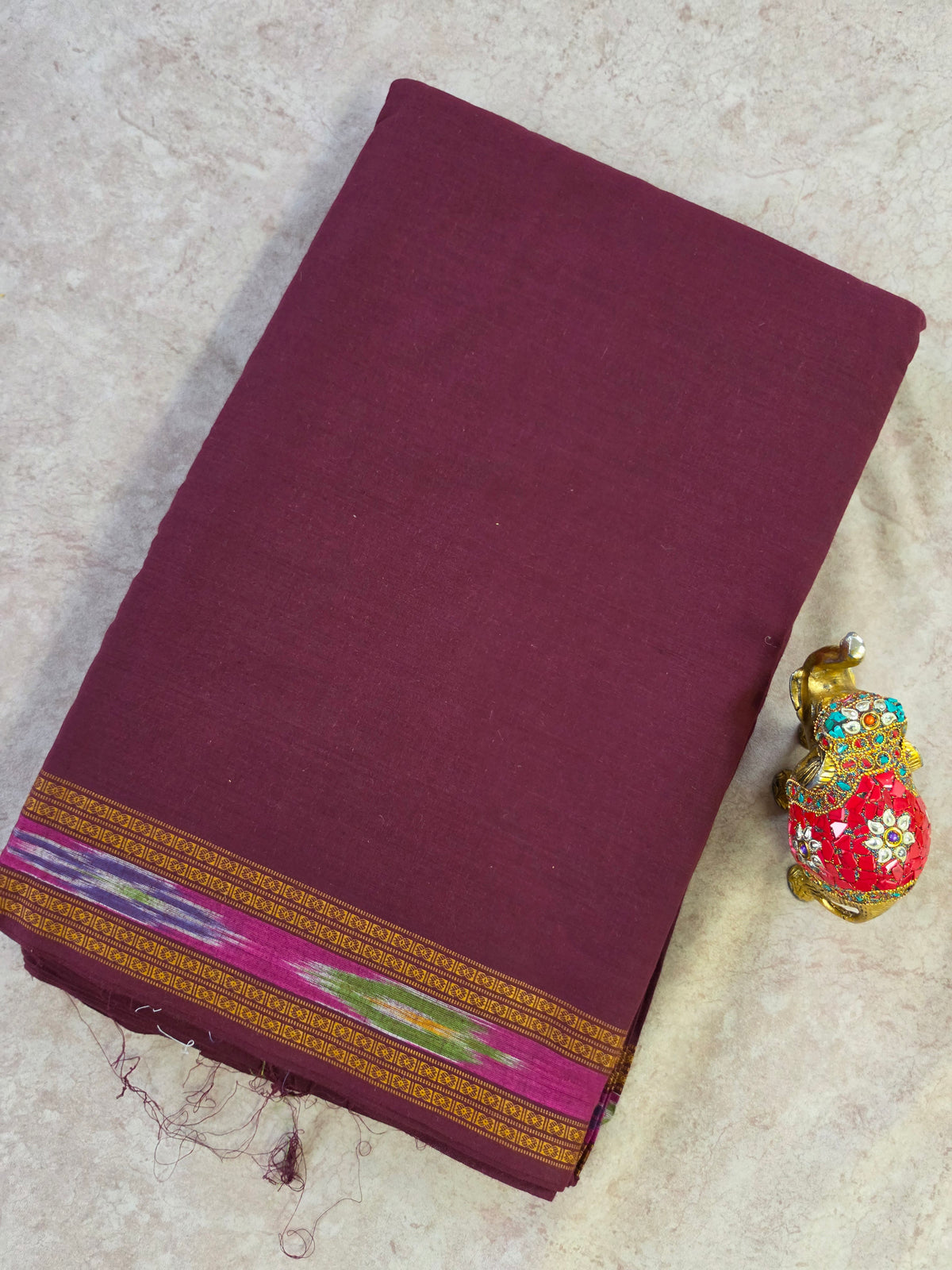 Pochampally prewashed south cotton fabric-HRM478