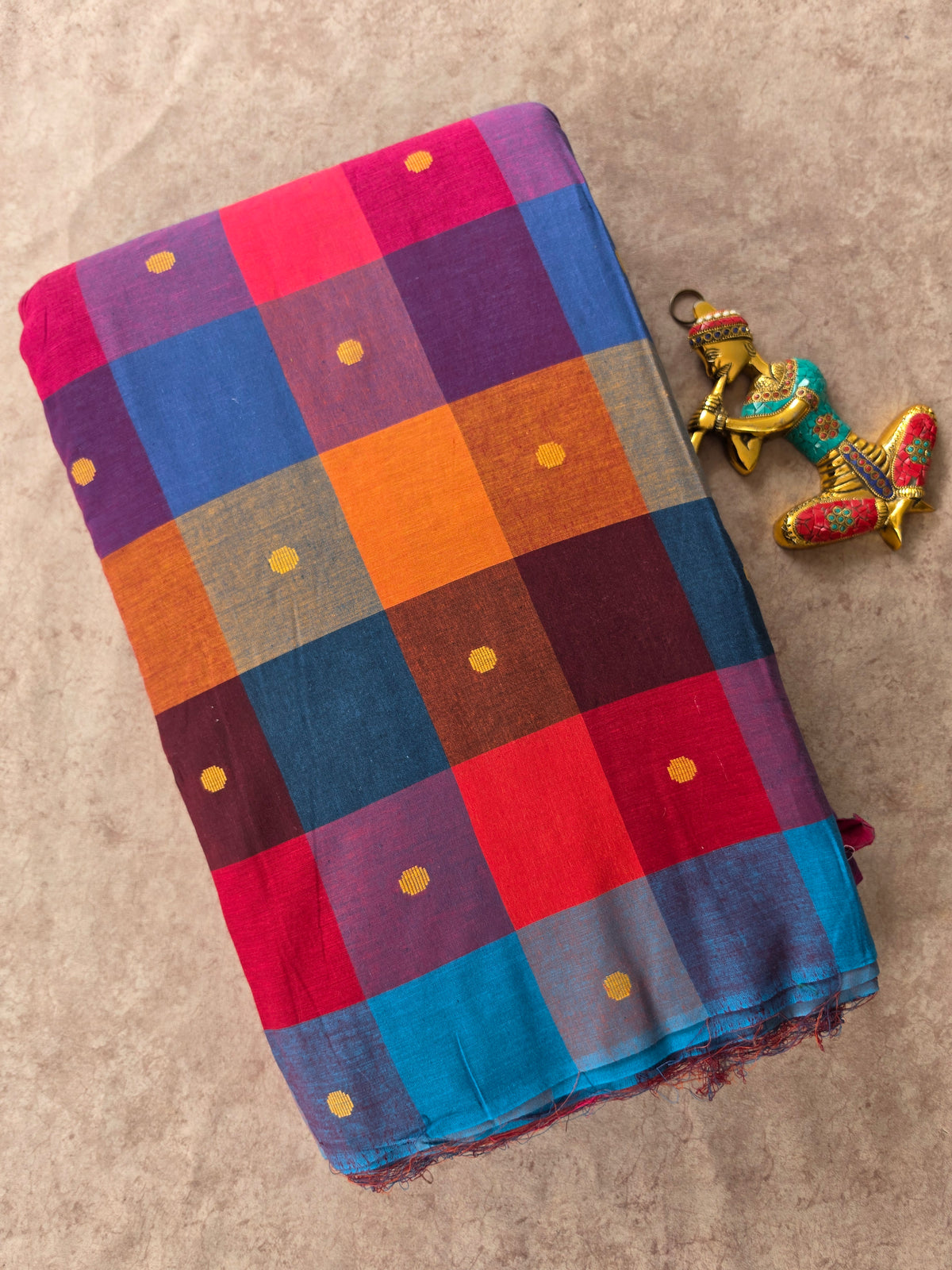 Madras kattam prewashed with butta weave fabric (4 inches*4 inches) -MD185
