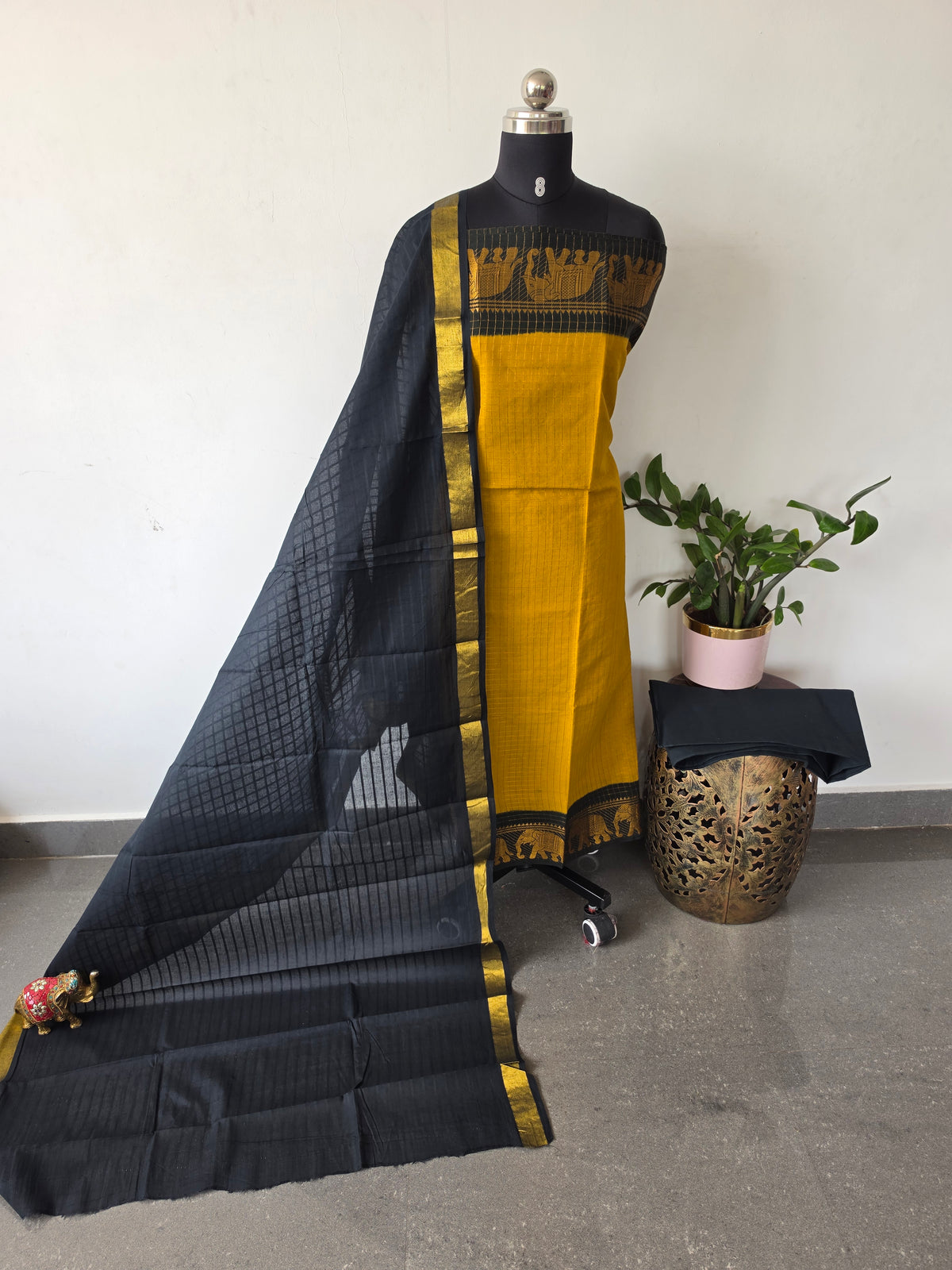 Madurai sungudi zari kattam salwar set-MS168
