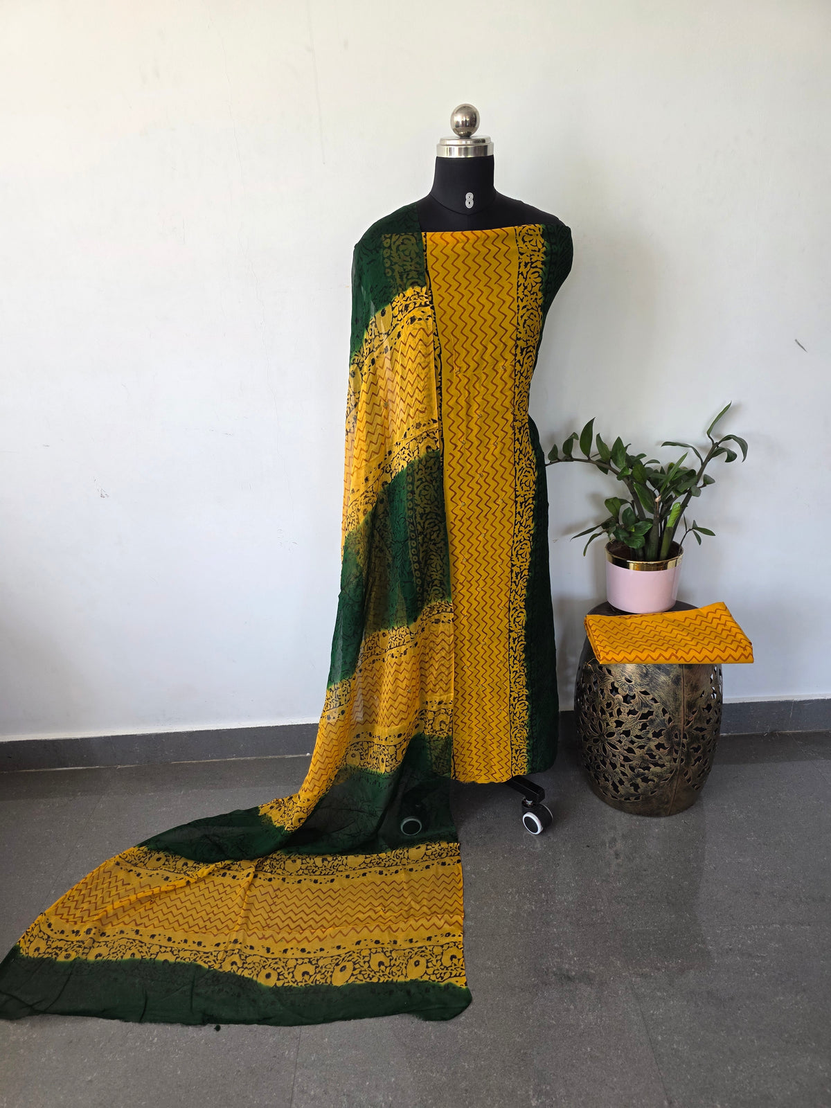 Handblock georgette salwar set with handwork mirror work-GE292