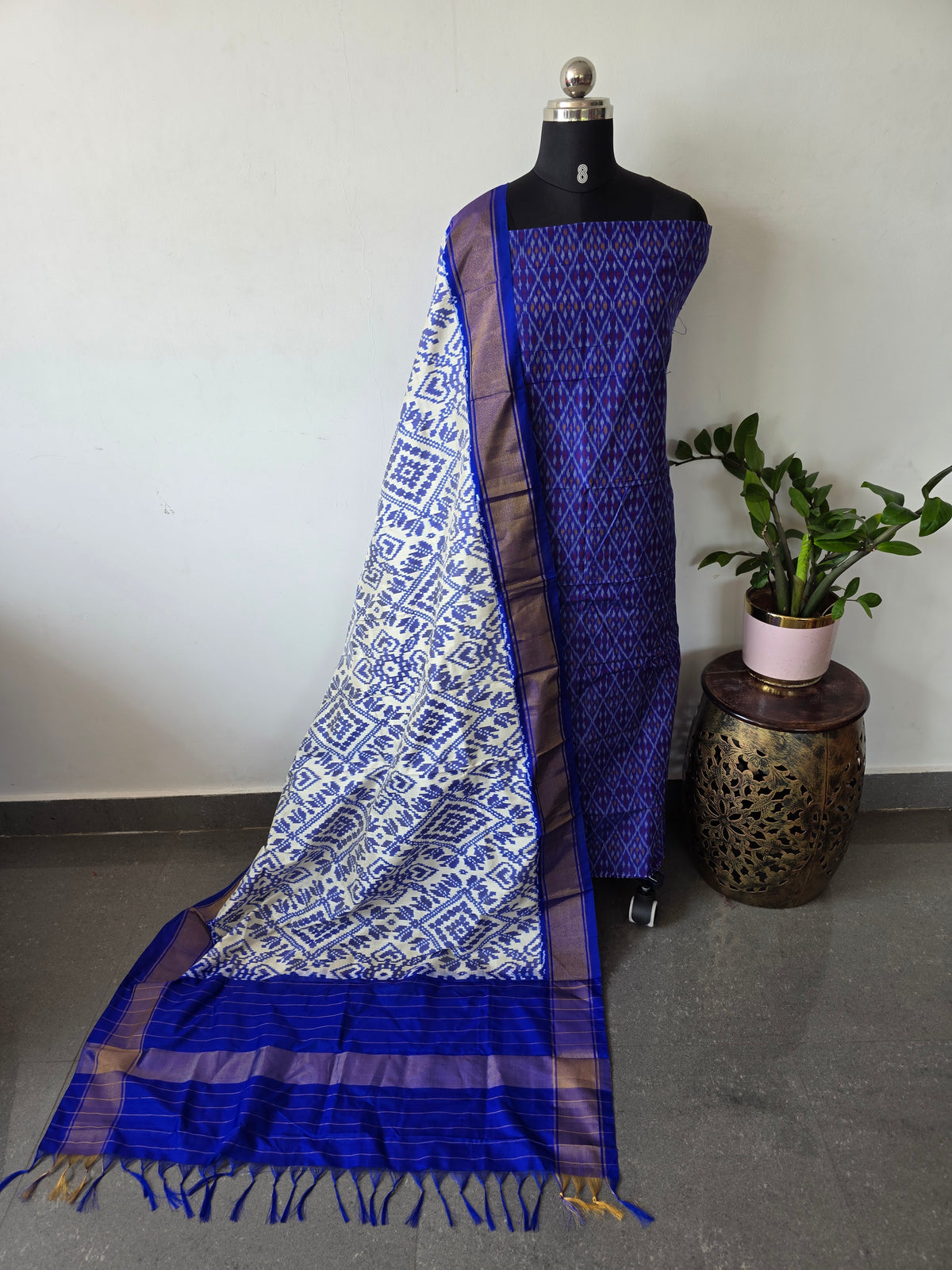 Handloom Sico ikkat top with Pure ikkat silk duppatta- JM136