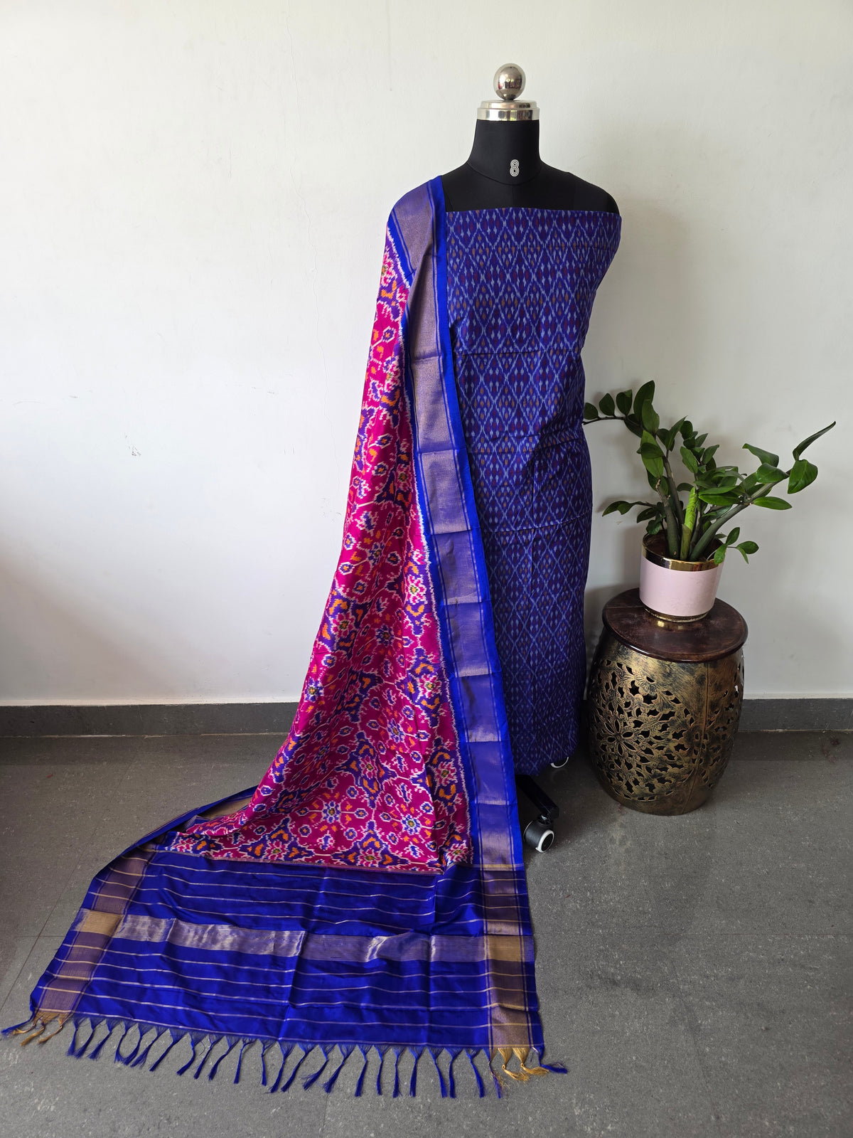 Handloom Sico ikkat top with Pure ikkat silk duppatta- JM129