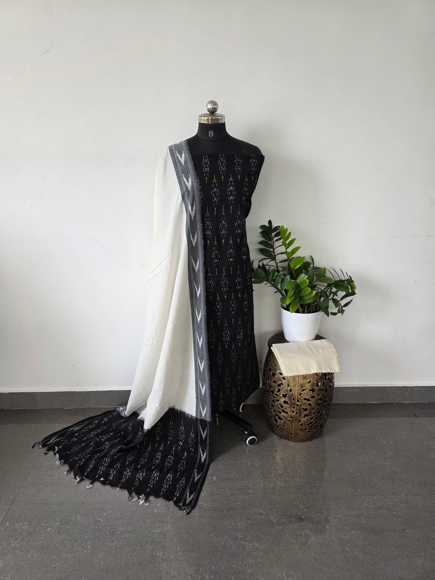 Pochampally ikkat cotton set - IC5