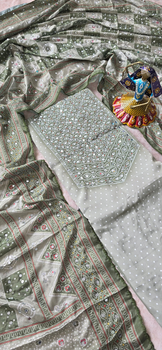 Party wear bandhani muslin silk top with mirror work - Mirror 3