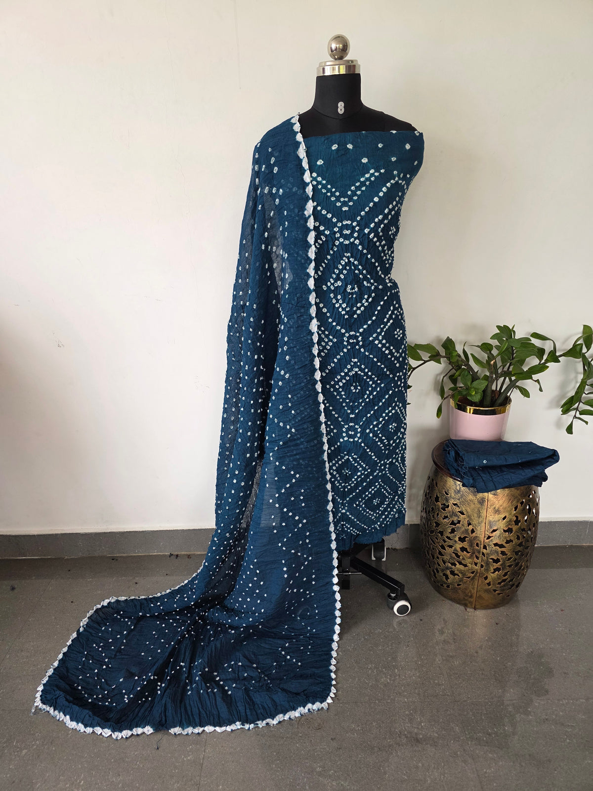 Handcrafted bandhani cotton set  -B154