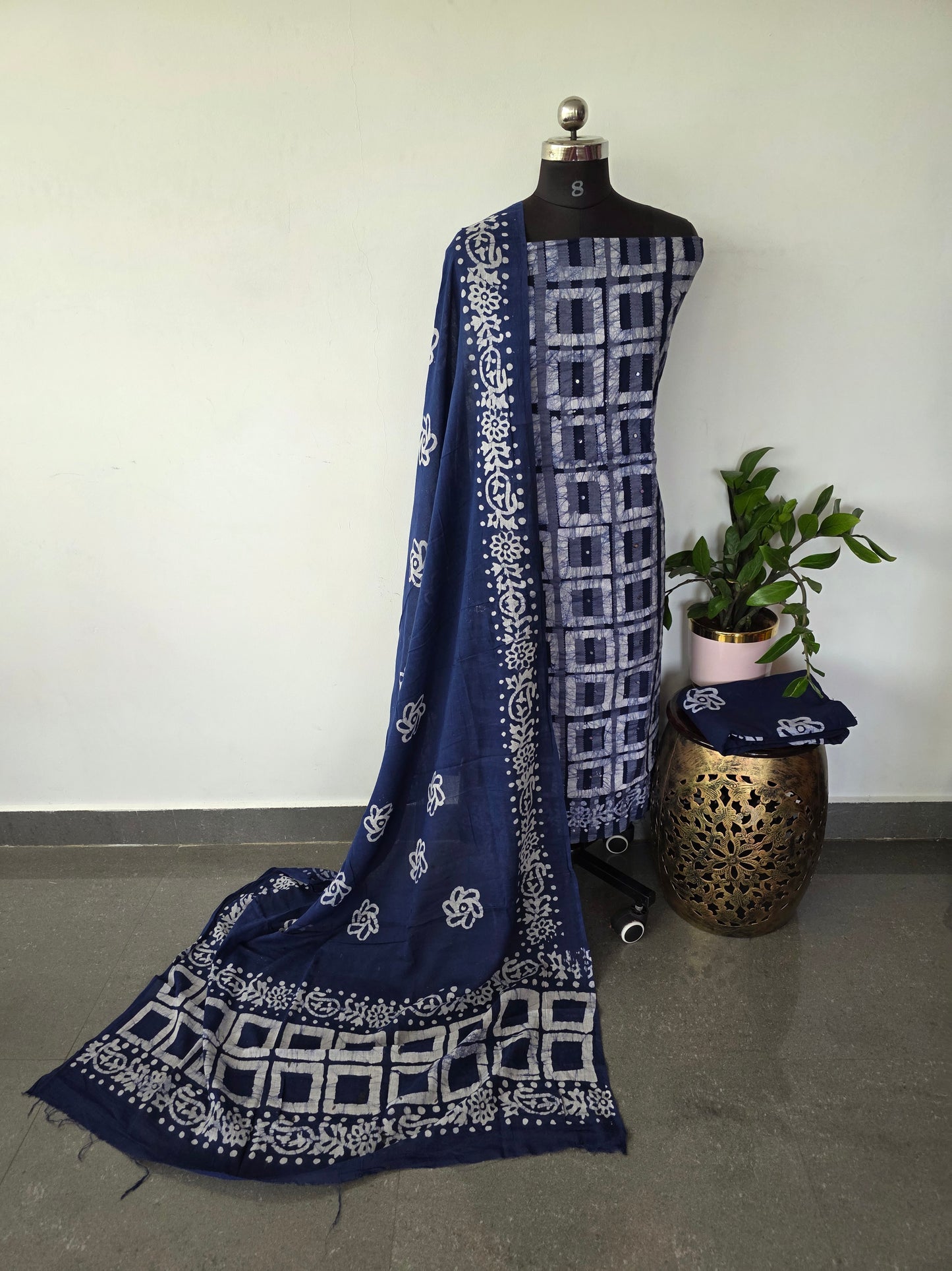 Dull patta kantha batik cotton set with mirror work - BA240