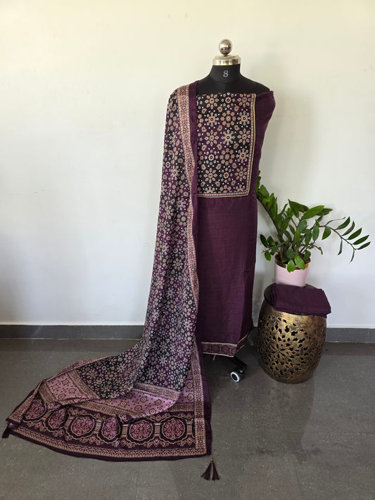 Fancy vichtra ajrakh silk set - CLA127