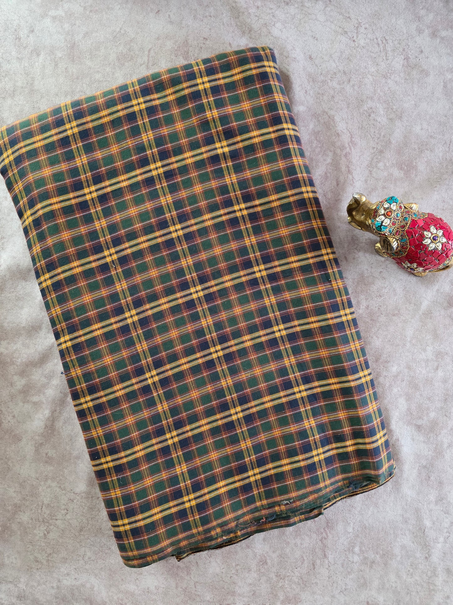 Prewashed Checked south cotton running material (0.5 mtrs) - HRM318