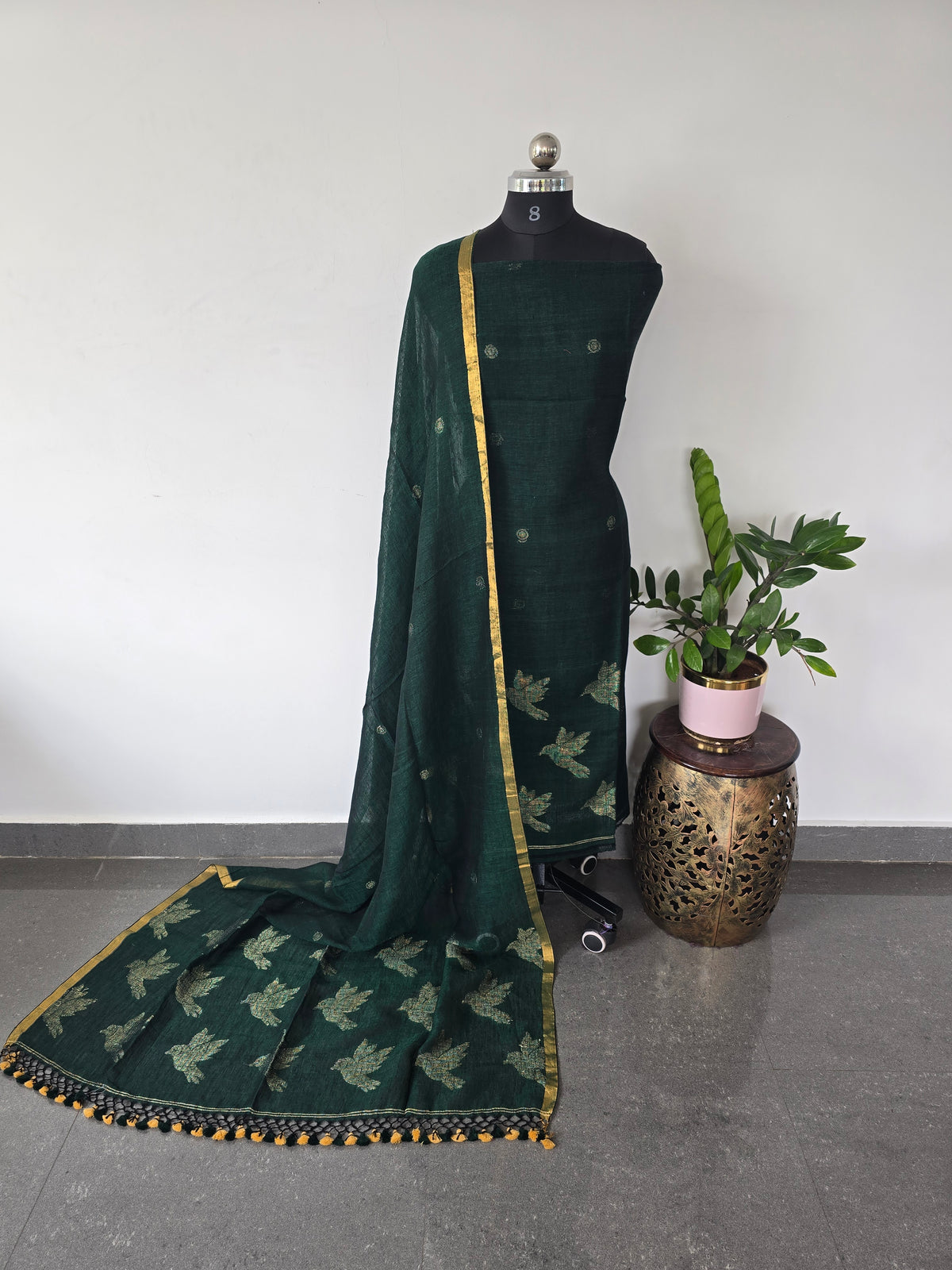 Premium handloom linen jamdhani set (GREEN)- JMM53