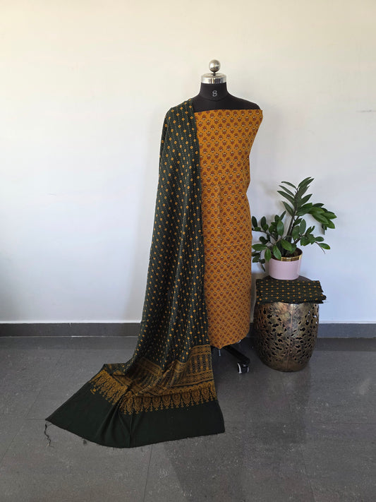 Pure kantha Ajrakh cotton set - VC16