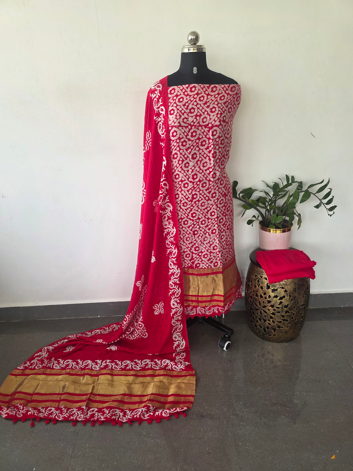 Gadwal batik silk set  with lagdi patta - BBA7