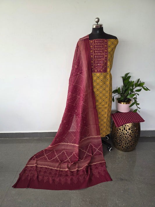 Gamthi ajrakh cotton set - BA284