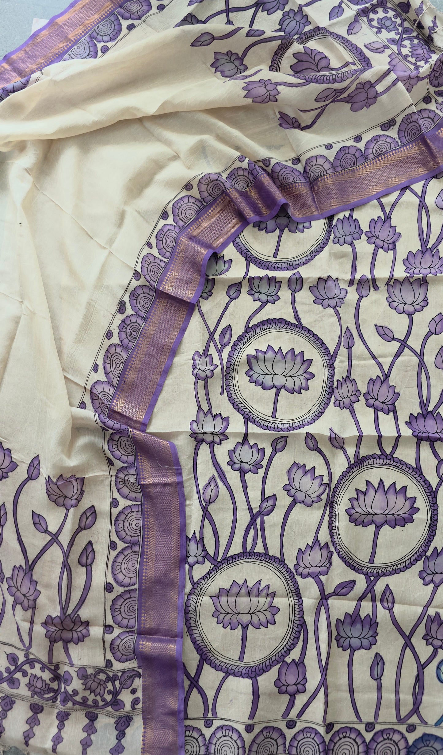 Handcrafted Kalahasthi Penkalamkari bangalore silk set - KH16