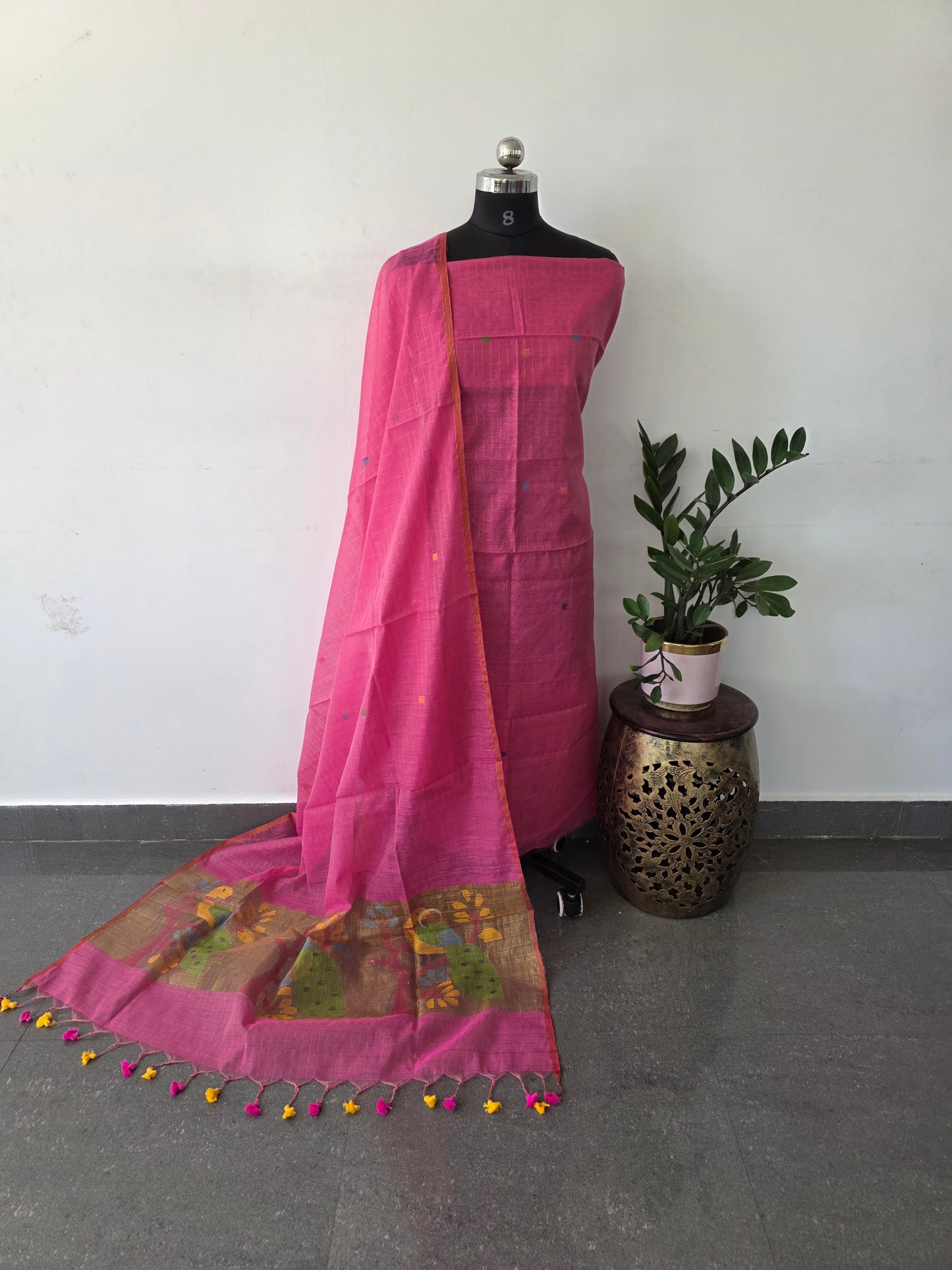 Premium zari checked muslin jamdhani - ZA9